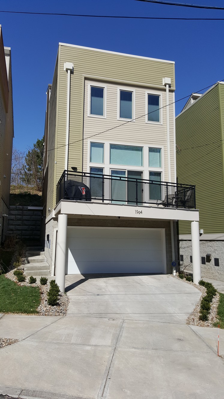 Columbus Hill - Cleveland Ohio 