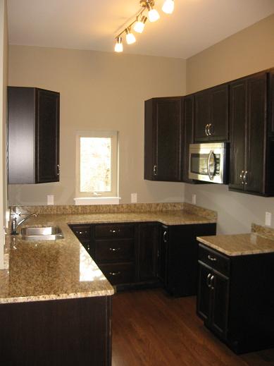 Photos of Parkside Townhomes | University Circle